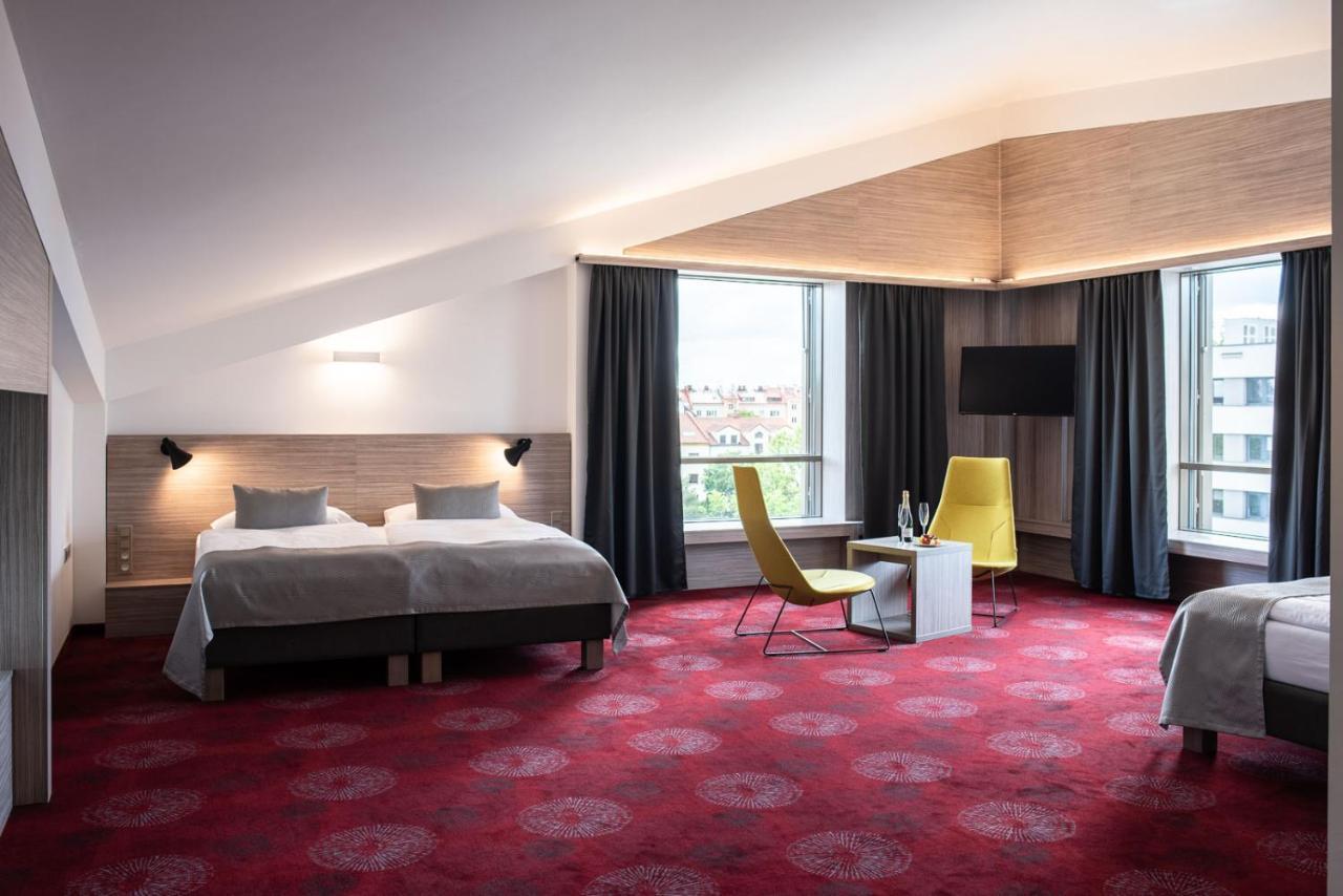 Hotel Tammel Jicin Bagian luar foto