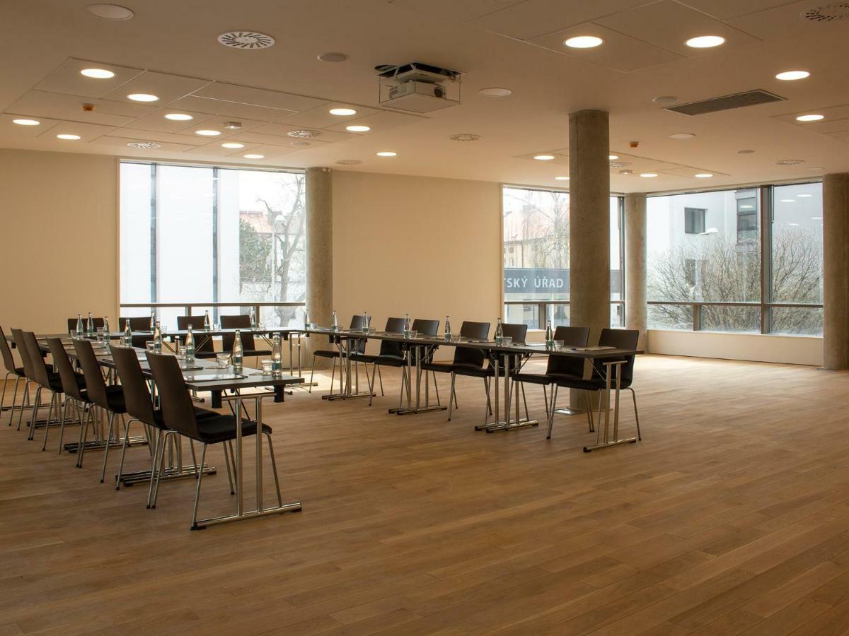 Hotel Tammel Jicin Bagian luar foto